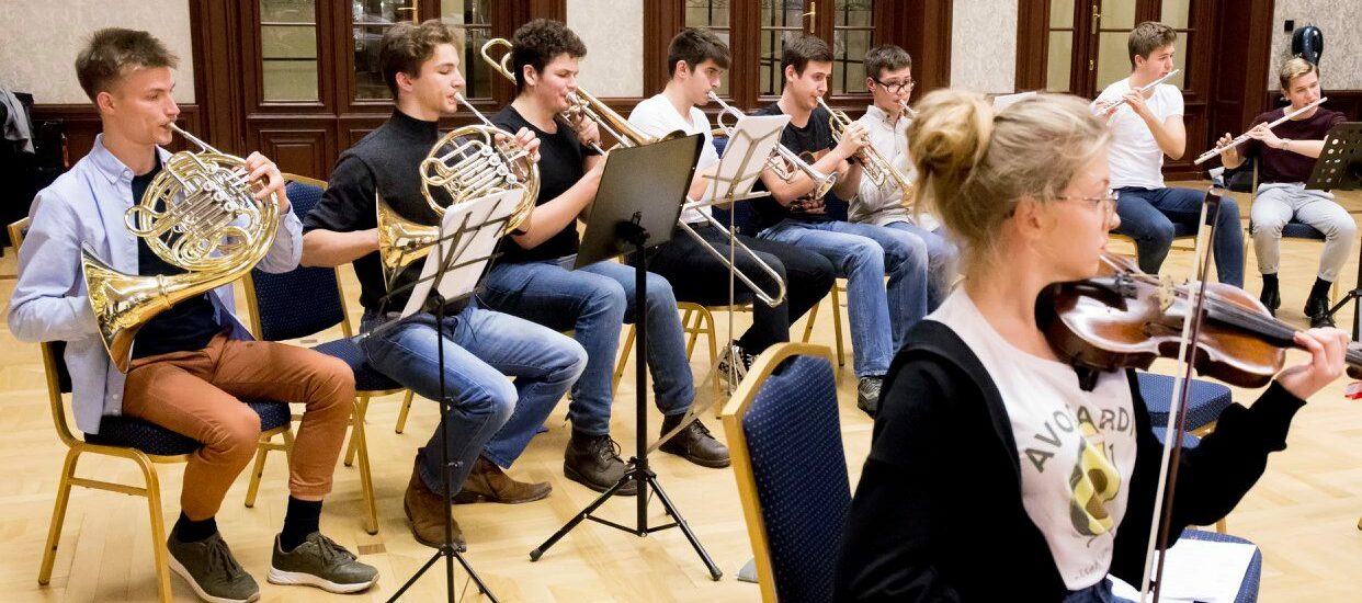 Ogłaszamy nabór do Orkiestry Kameralnej