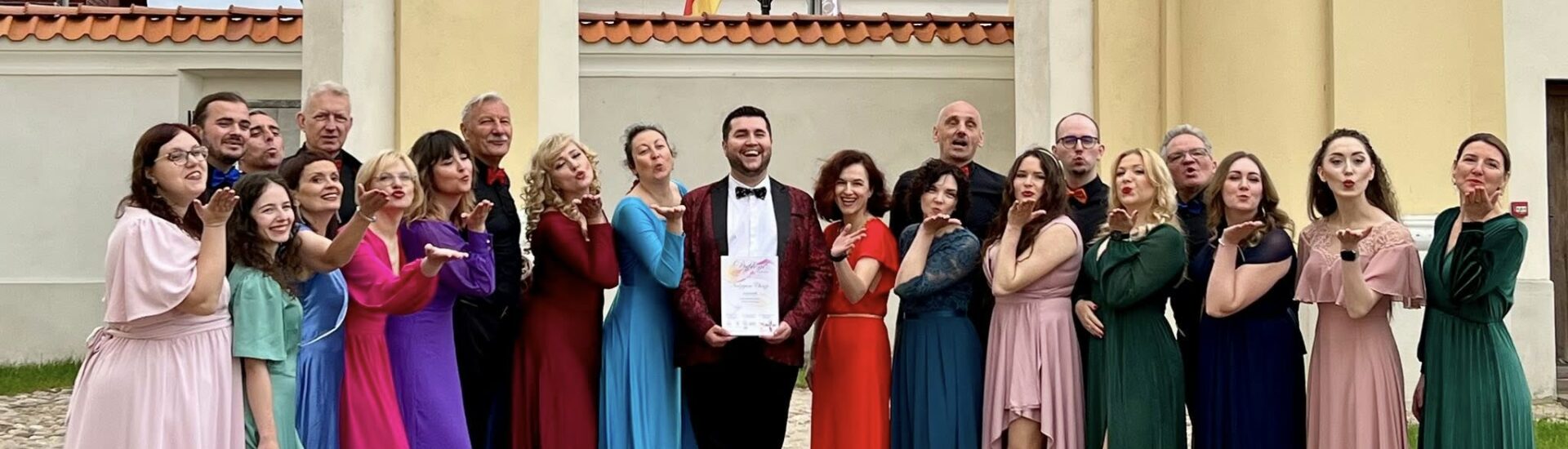 Triumf Cantiamo Tutto